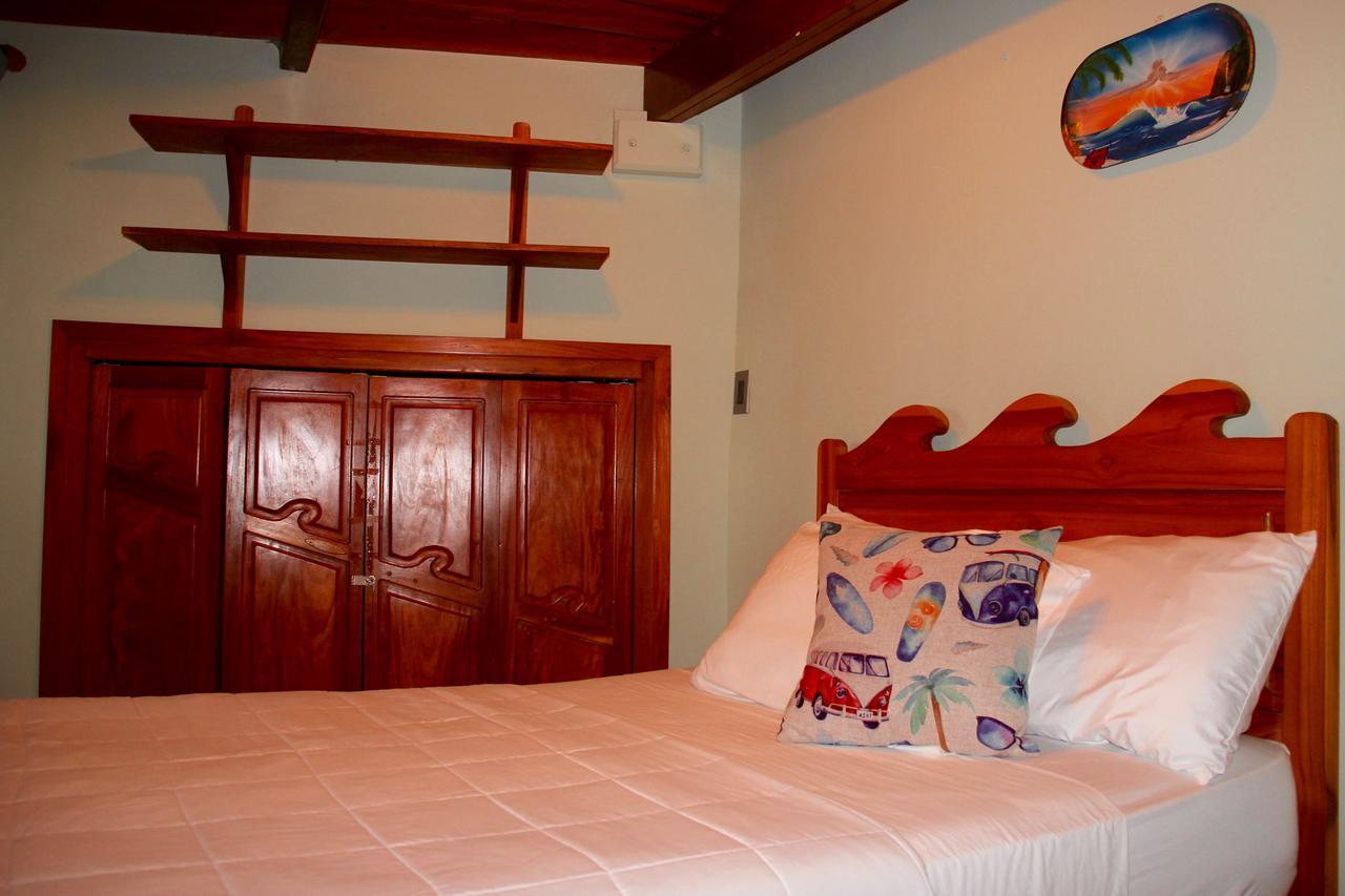 Cabanas La Casa De Pucha Pedasi Town Exterior photo