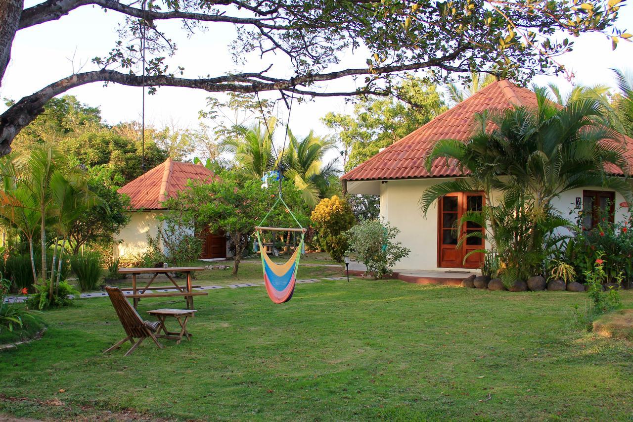 Cabanas La Casa De Pucha Pedasi Town Exterior photo