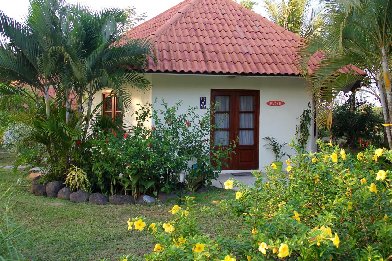 Cabanas La Casa De Pucha Pedasi Town Exterior photo