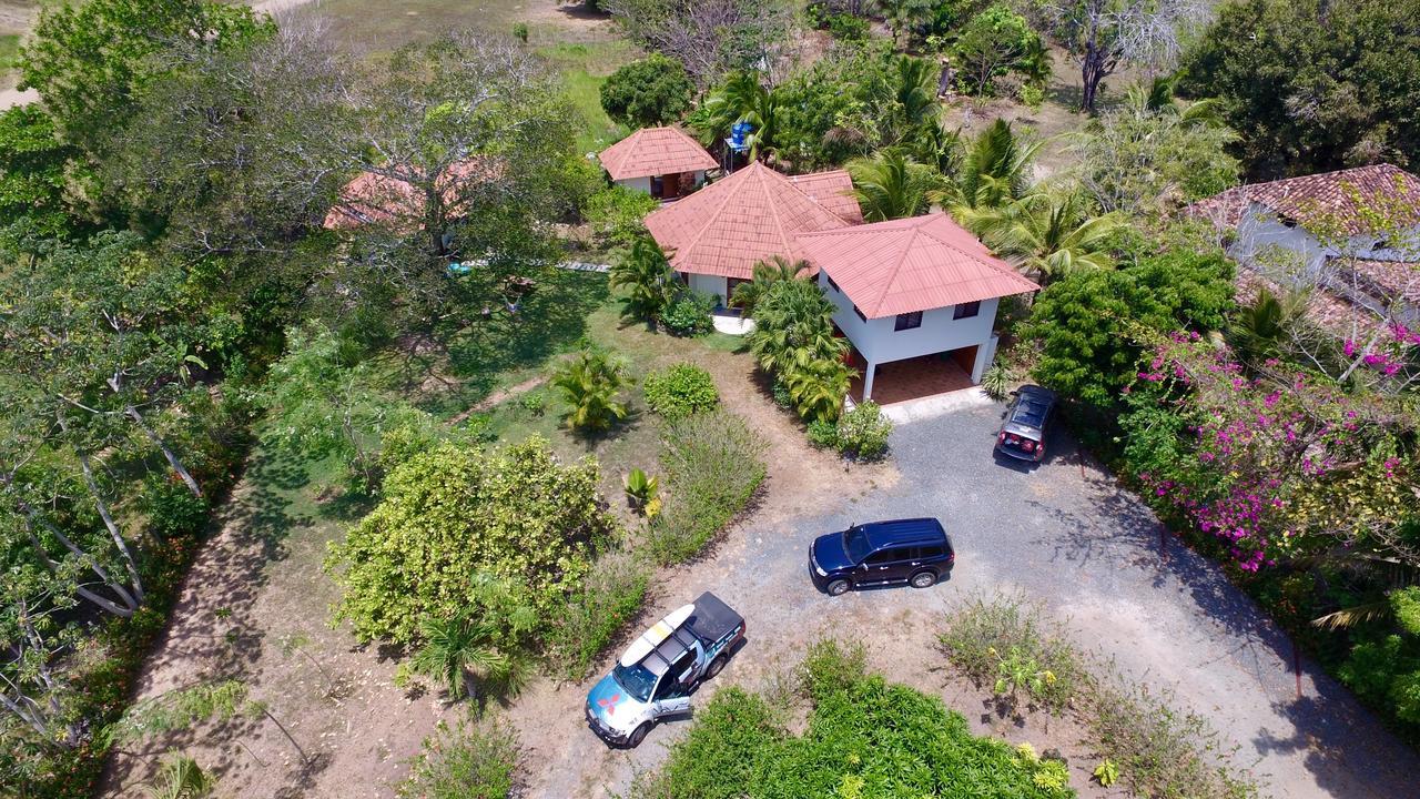 Cabanas La Casa De Pucha Pedasi Town Exterior photo