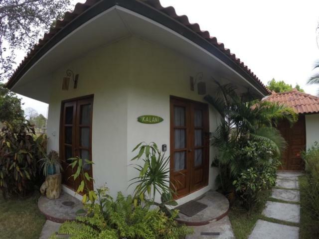 Cabanas La Casa De Pucha Pedasi Town Exterior photo